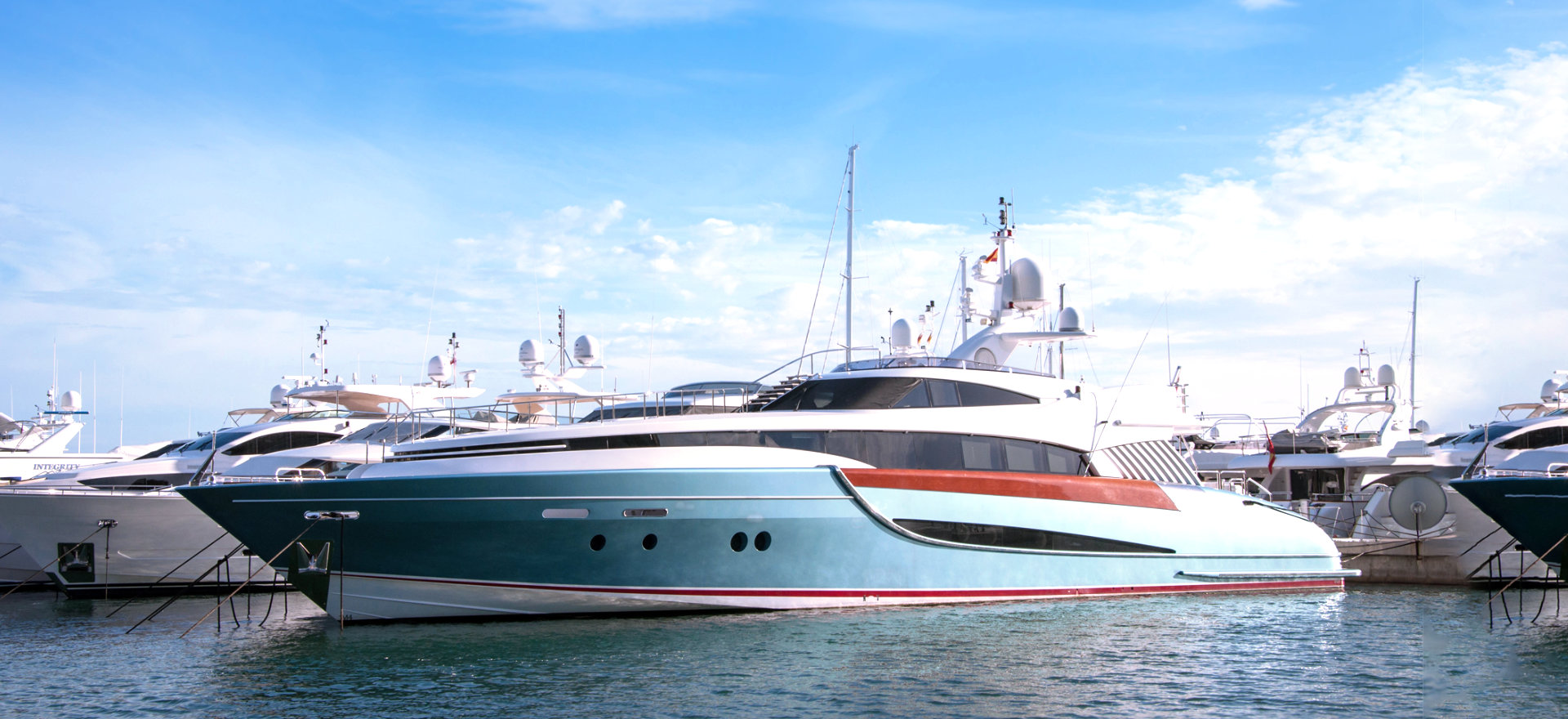 Understanding commercial maritime insurance in Quebec for business protection