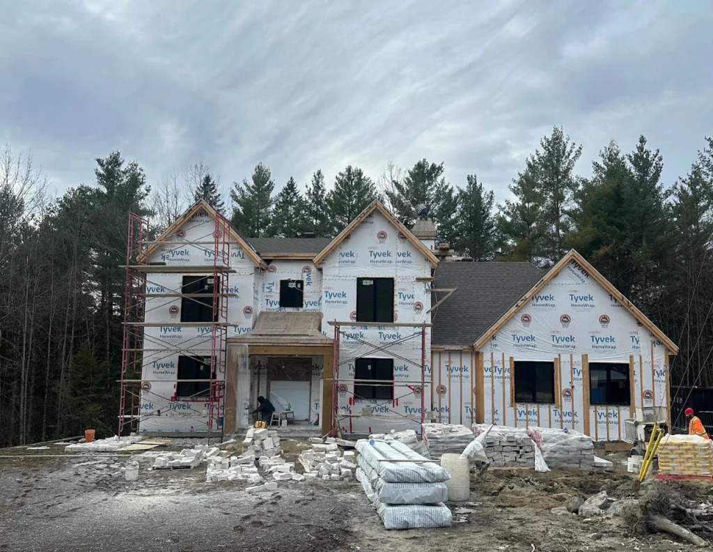 Quel prestataire choisir pour une construction de maison sur mesure à Gatineau